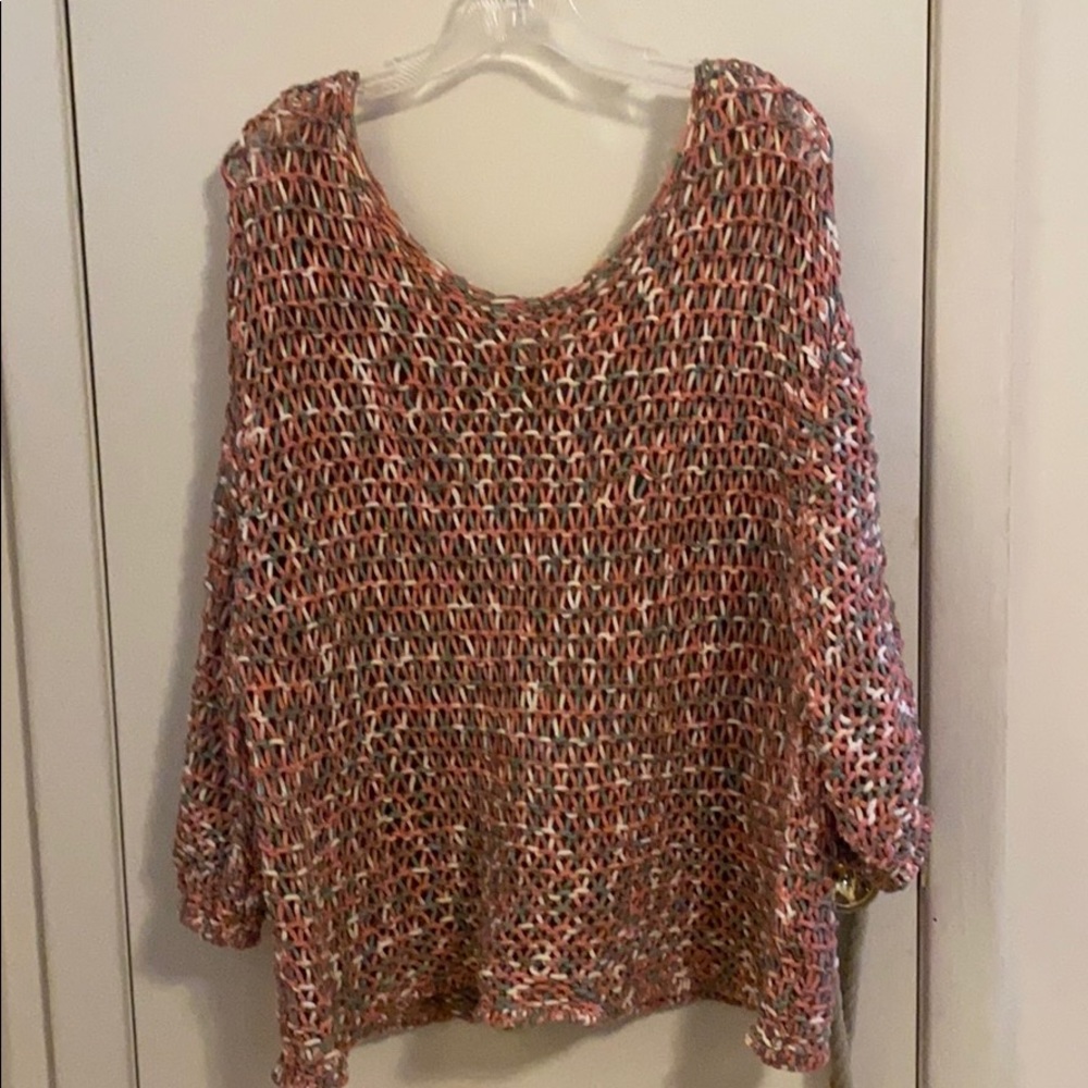 Keyhole sweater
